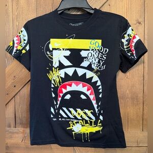 Fresh Laundry boys graffiti T Shirt size Small
